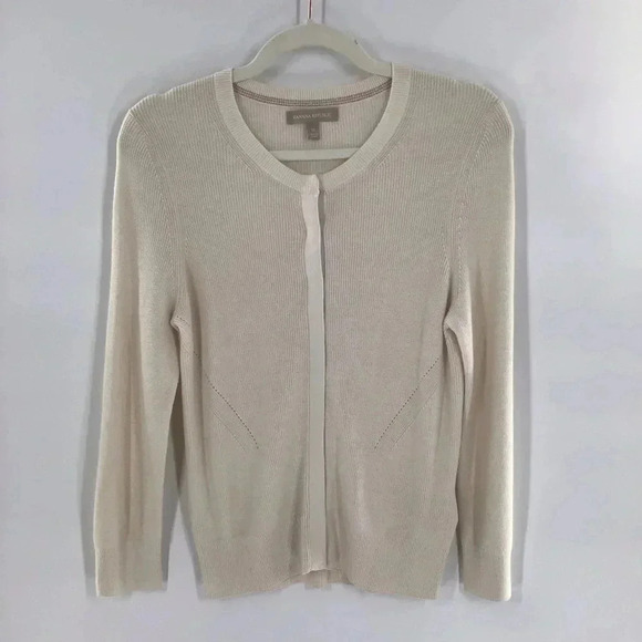 Banana Republic silk blend cardigan - Size Medium - Picture 1 of 5